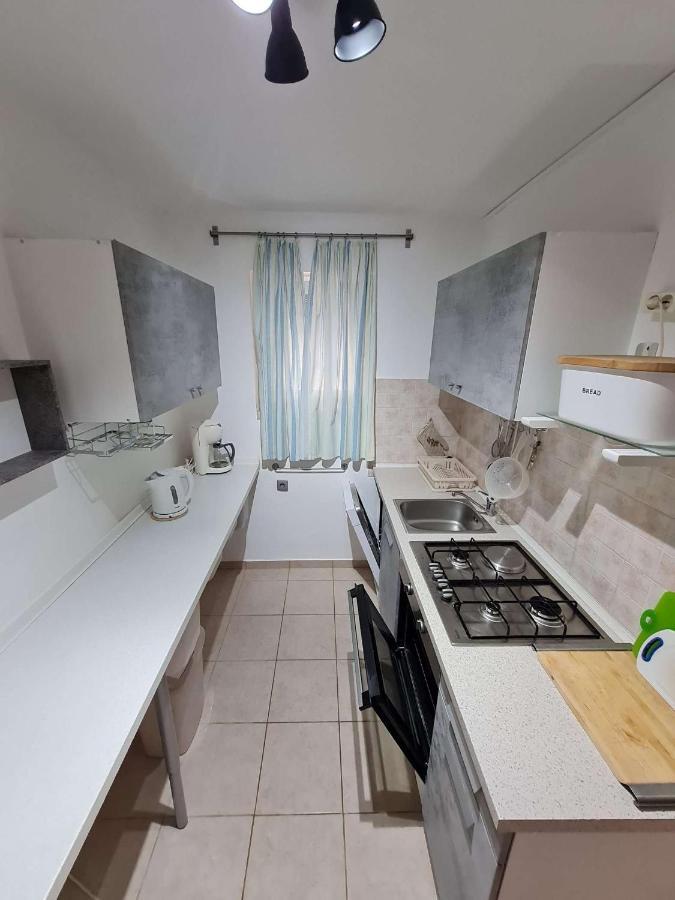 Apartmani Lovre I Zara Exteriör bild