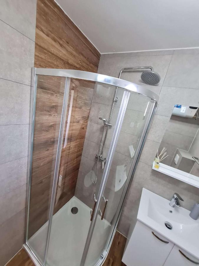 Apartmani Lovre I Zara Exteriör bild